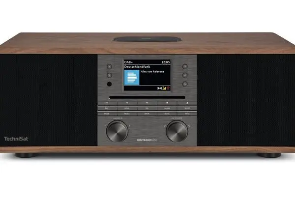 TechniSat DigitRadio 650 Nussbaum/ Anthrazit DAB+/ UKW/Internetradio m. CD-Player u. Bluetooth 0003/3980