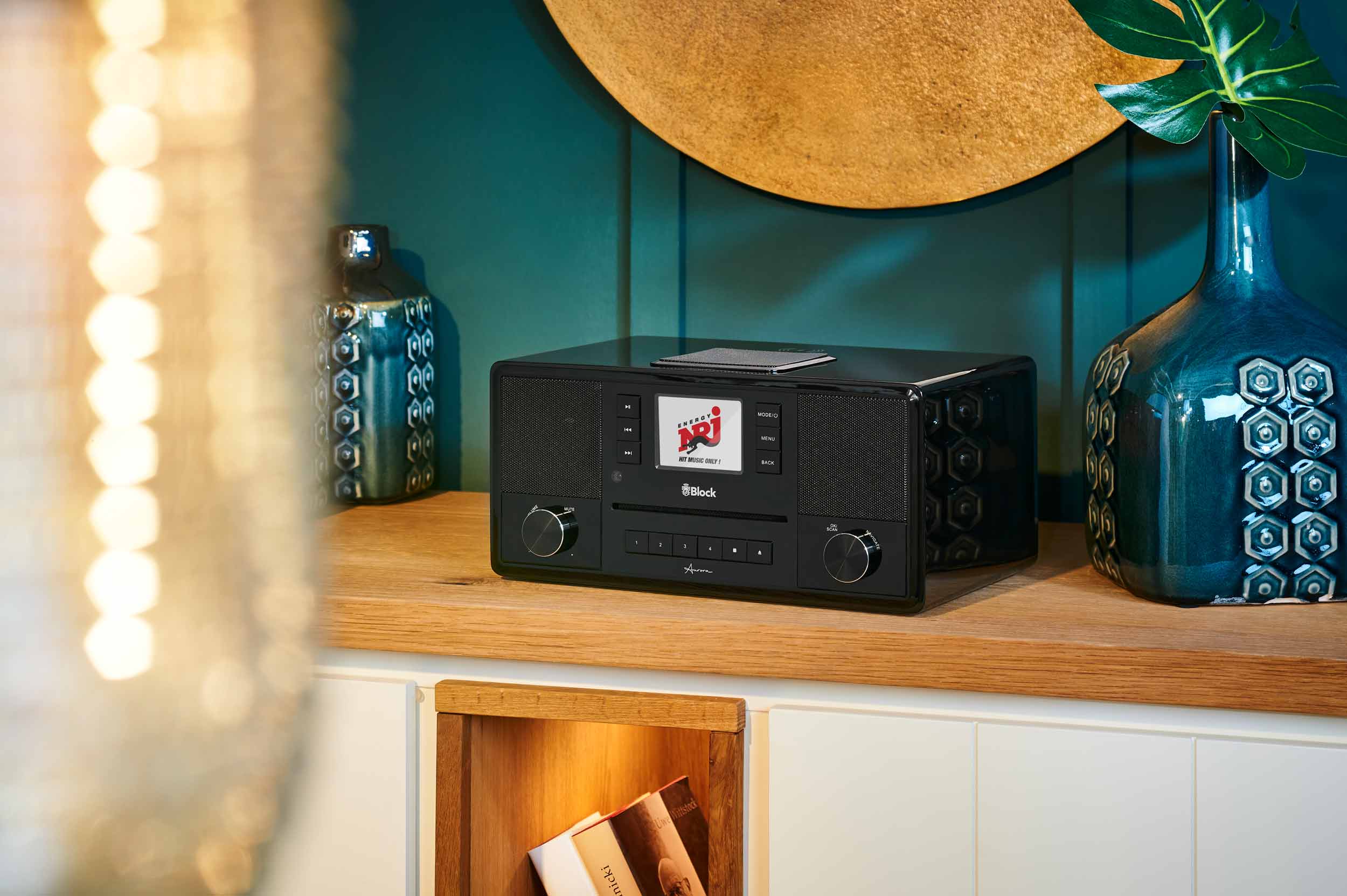 Audioblock AURORA – Hochglanz Schwarz
