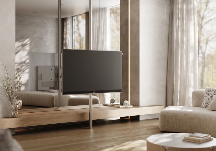 Loewe floor2ceiling stand 42-65 – chromesilver